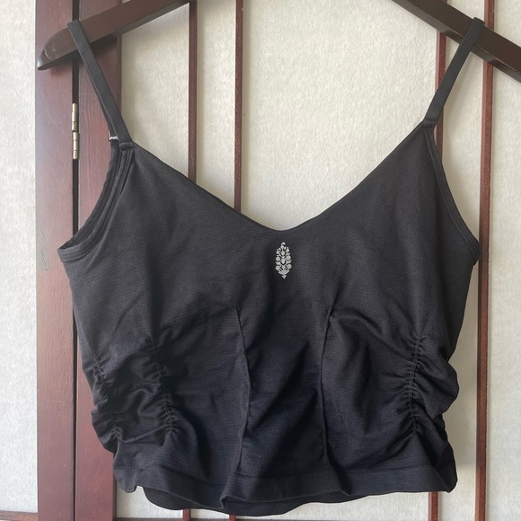 FP Movement by Free People Tops - NWOT FP movement by Free People size M/L soft tank for light activity 🖤